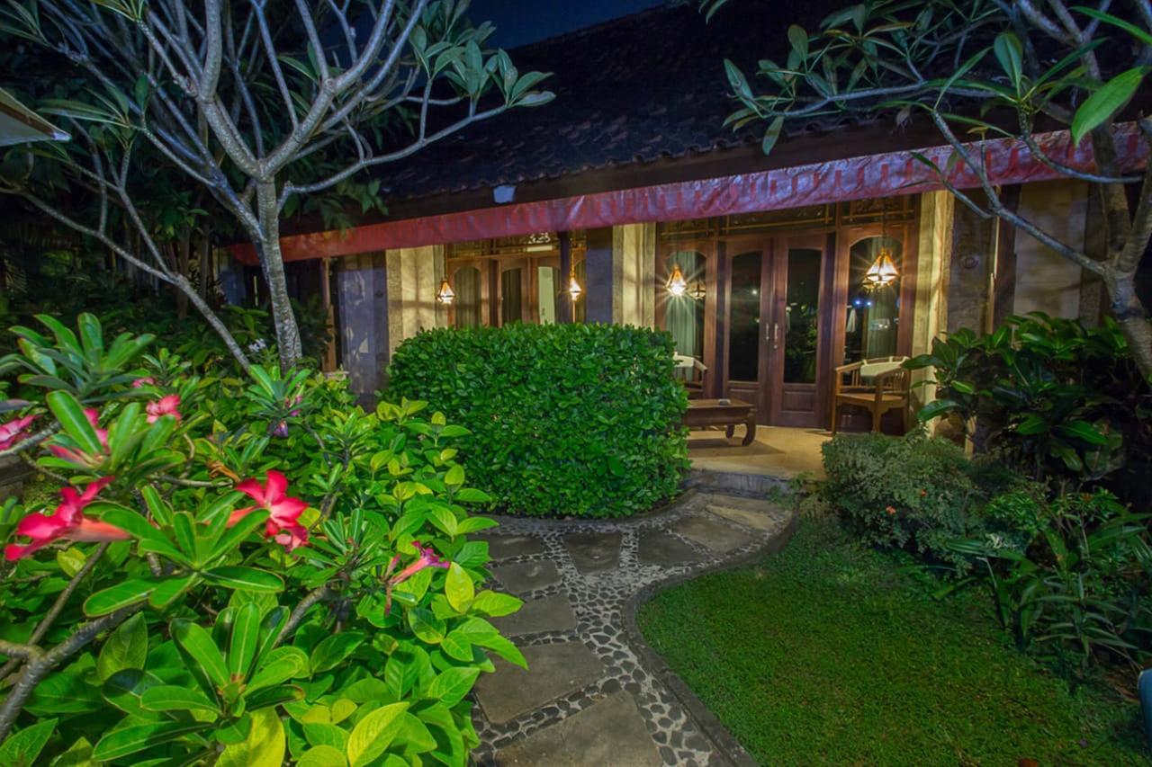 Tamukami 4* Sanur (Bali)